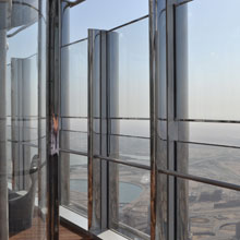 This new outdoor viewing platform gives visitors who don’t have a fear of heights a stunning view over the city 1821 feet (555m) below them