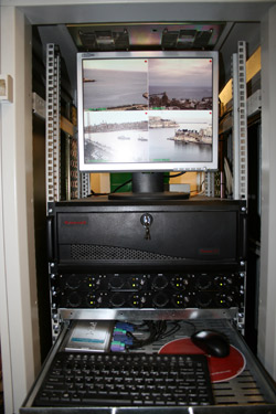 The Control Room is equipped with the Honeywell MaxPRO-Net CPU system server and software