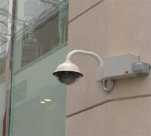 The system specification demanded an easy-to-use integrated solution that could provide discreet surveillance in this prestigious shopping centre