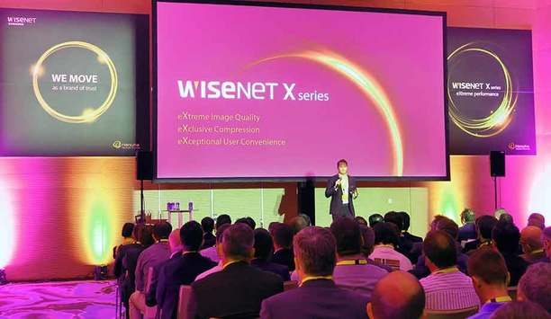 Hanwha Techwin's MD Bob (H.Y.) Hwang Ph.D. announced enhanced warranty program at Wisenet conference 2017