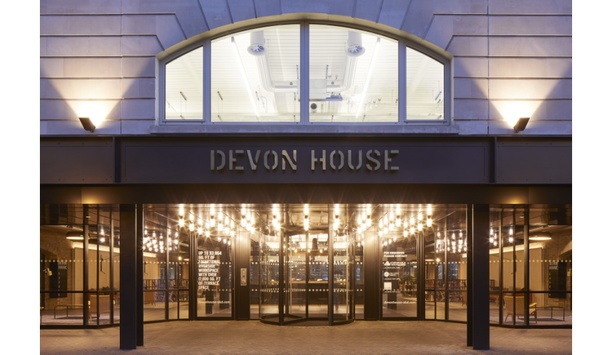 Boon Edam installs a TQM manual revolving door at Devon House at St. Katharine Docks to enhance entrance security